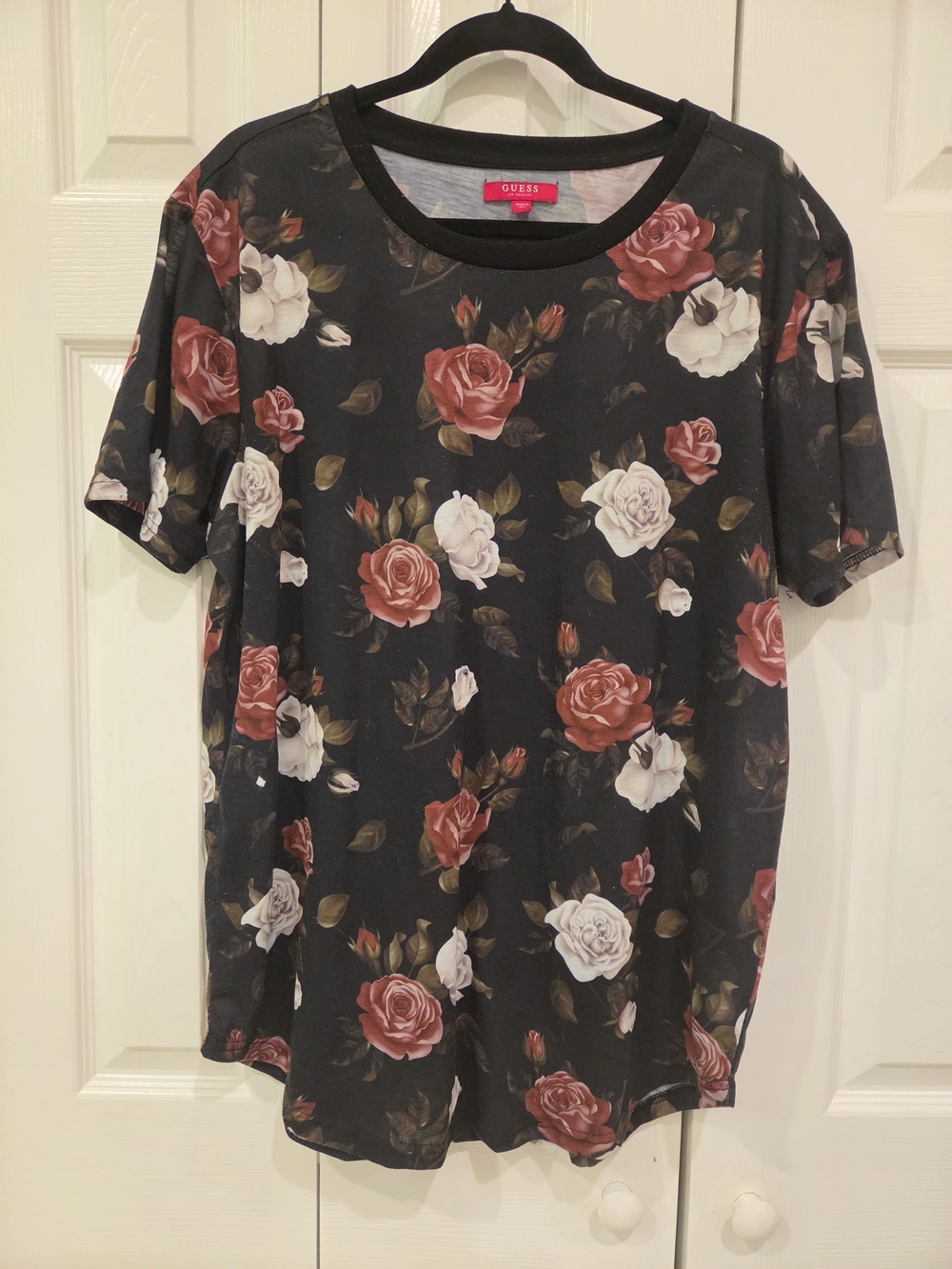GUESS Black Short Sleeve Tee with Red and White Rose Print